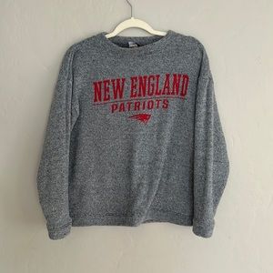 Women’s SMALL NFL New England Patriots Crew Neck